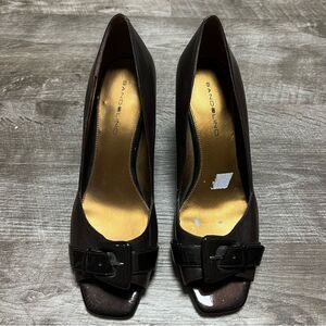 Bandolino DBCARLEY Open Toe Heels Size 8.5